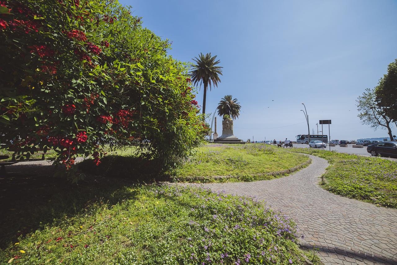 Le Stanze Di Piazza Dei Martiri Panzió Nápoly Kültér fotó