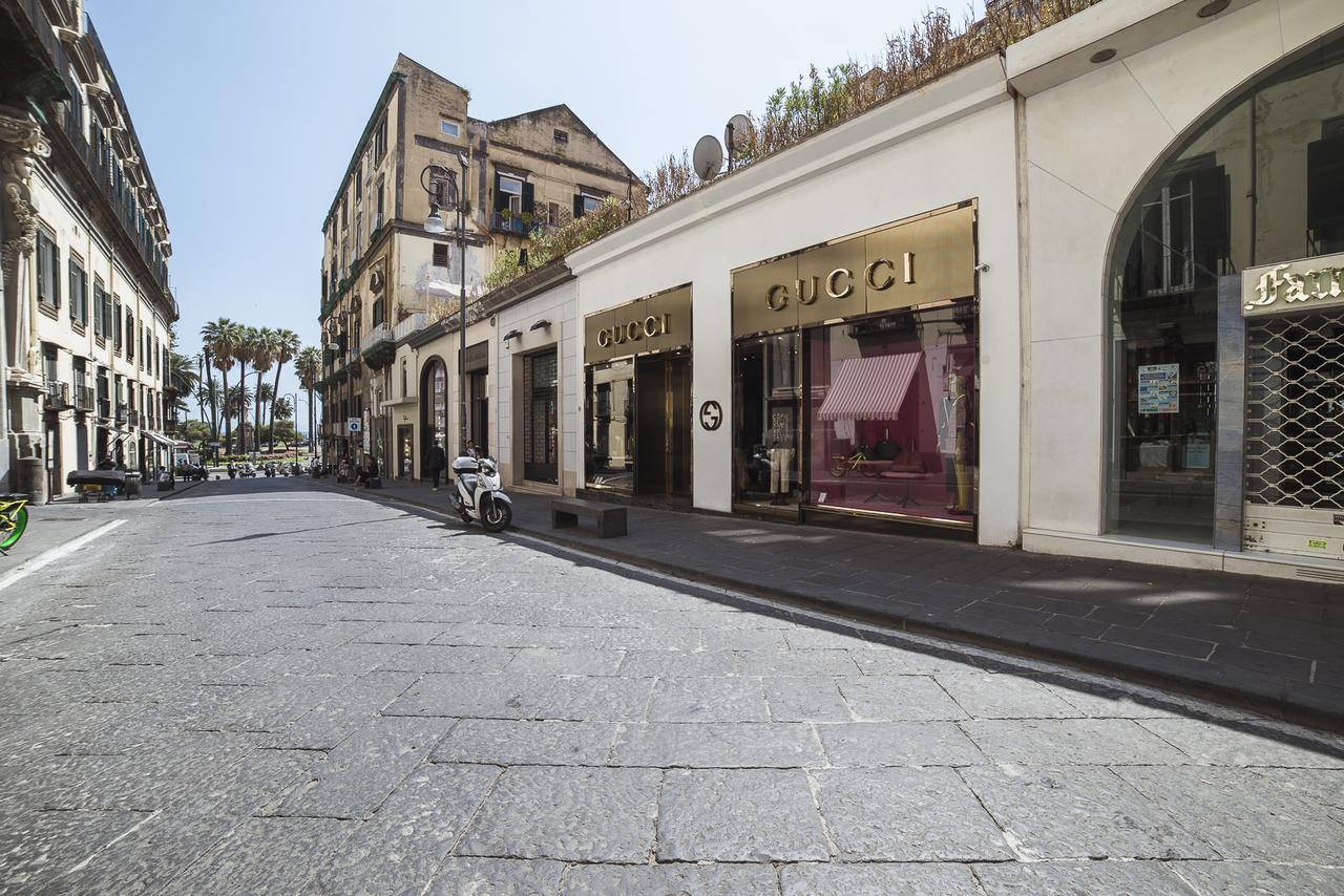 Le Stanze Di Piazza Dei Martiri Panzió Nápoly Kültér fotó